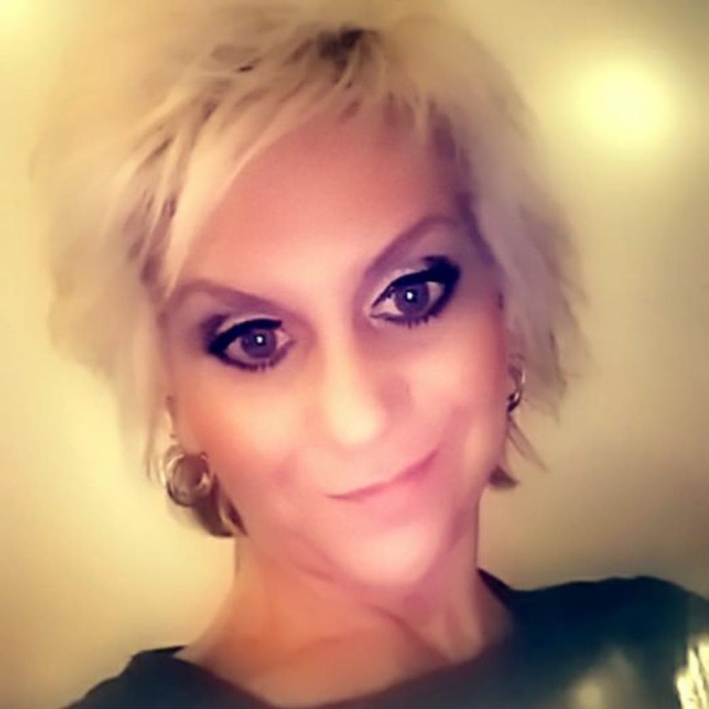 Meet your Posher, Pamela